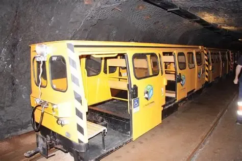 Tren minero del Ecomuseo Valle de Samuño en Langreo