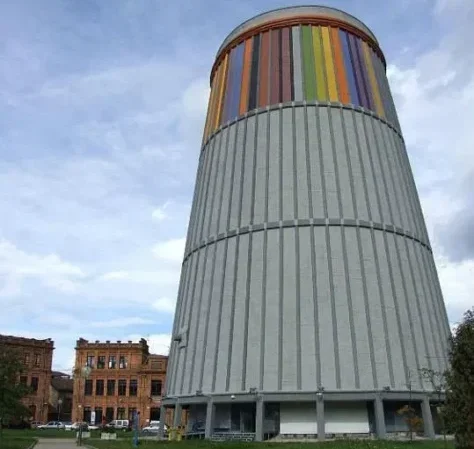 Museo de la Siderurgia de Asturias en Langreo, torre reconvertida en espacio cultural